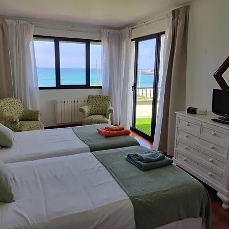 La Raigada Maravilloso A Pie De Playa *